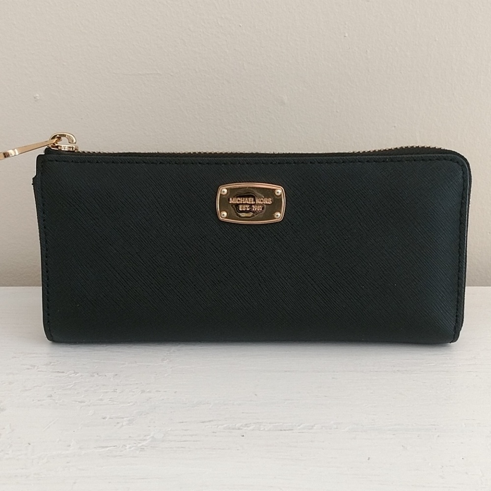 Michael Kors Black Wallet *Authentic*